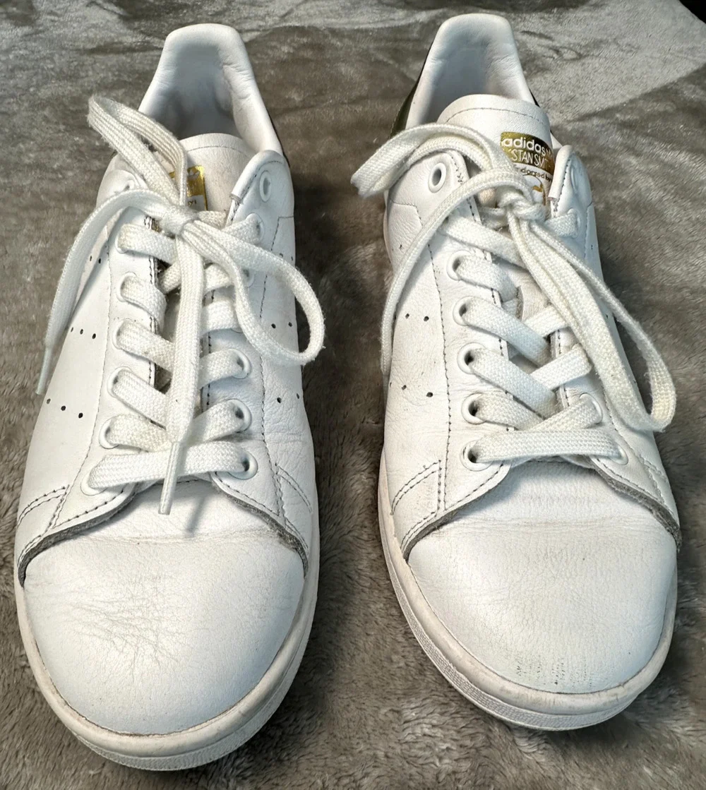 Adidas Stan Smith Sneakers Shoes Cloud White Gold Metallic Womens Size 8.5